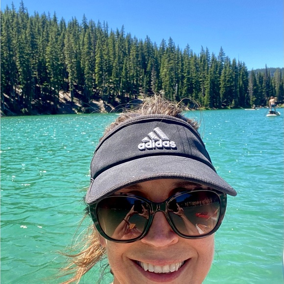 Meet your Posher, Tish - Picture 3 of 16